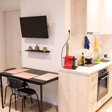 Zeusplace G7 Apartment